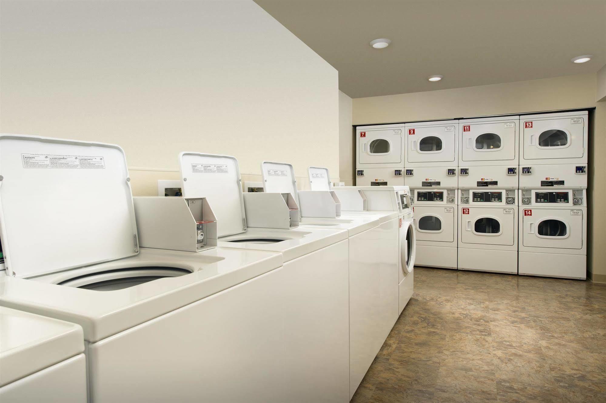 Extended Stay America Suites - Denver - Airport Aurora Εξωτερικό φωτογραφία